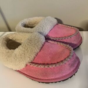 Manitobah Mukluks Slippers SZ13C Pink